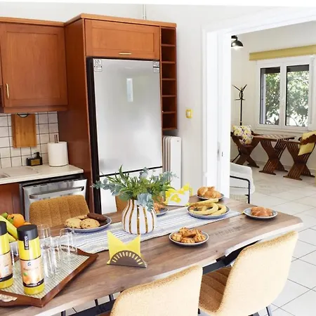 Nama -central Vacation With Free Parking Only 900m Far From Venetian Port And Beach! Chania (Crete)